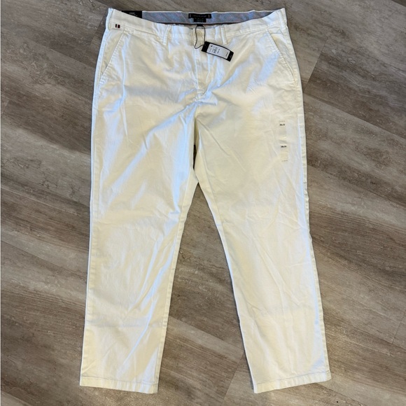 Tommy Hilfiger Other - Tommy Hilfiger White Chino Pants Men’s 38x30 NWT Classic Fit
